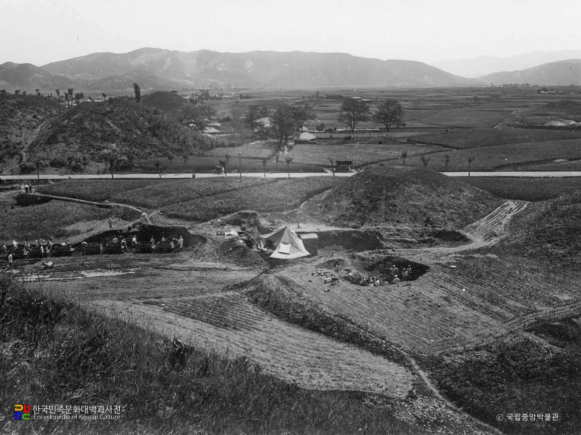 경주 대릉원 일원 중 황남동 고분군 발굴 전경