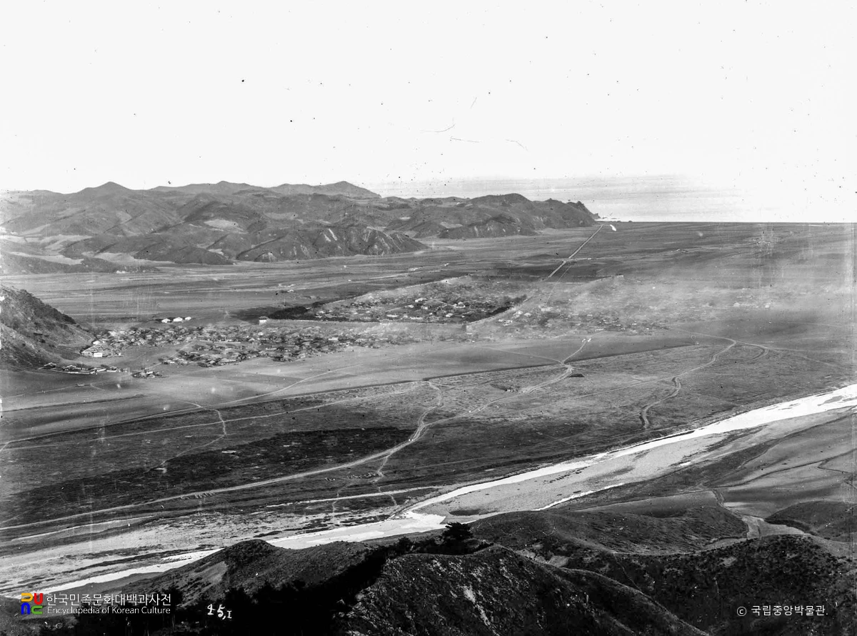 남산성에서 본 함북 경성