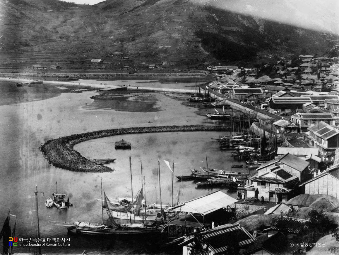 전남 여수 여수항 전경(간조 때 모습)