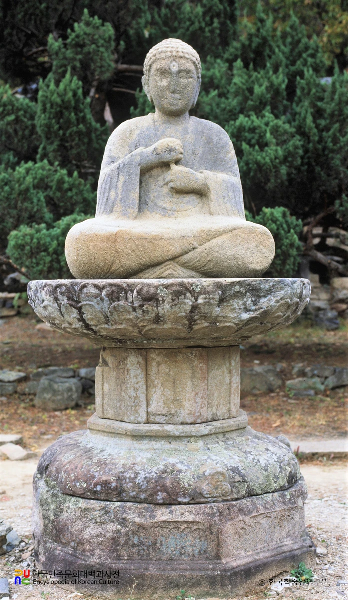 영천 화남리 석조 여래 좌상