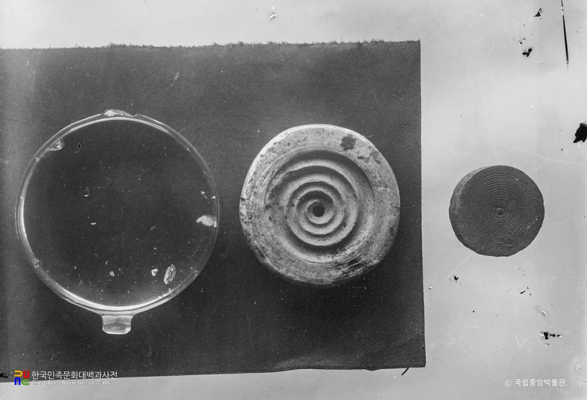 경주 분황사 모전석탑 사리공양구