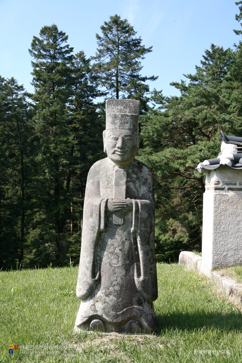 남양주 휘경원 문인석