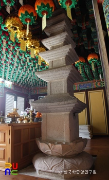 하동 쌍계사 육조정상탑전 내 칠층석탑