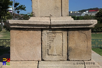 창녕 술정리 서 삼층석탑 기단부