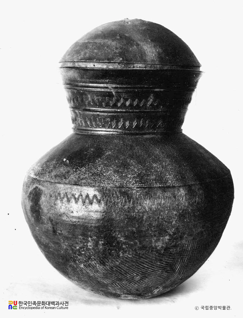 경남 양산 북정동 부부총 유개장경호