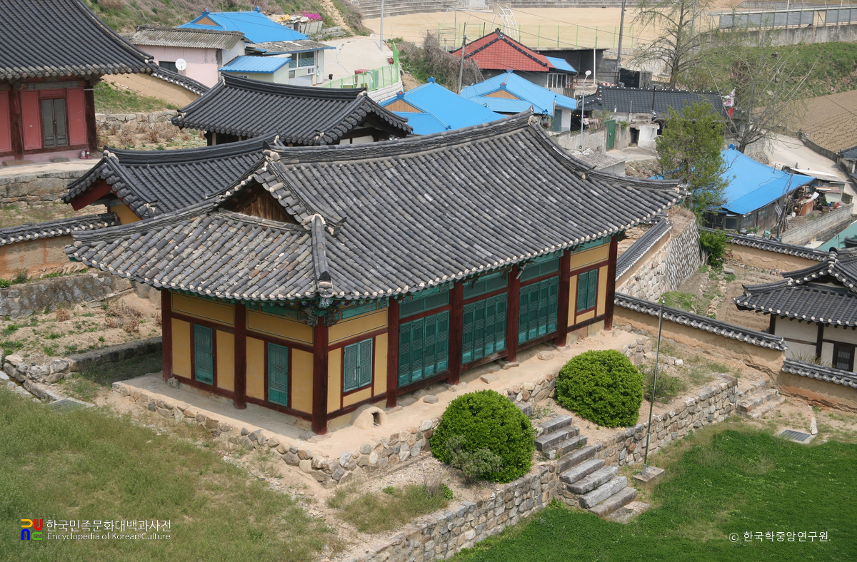 예천향교 명륜당 전경