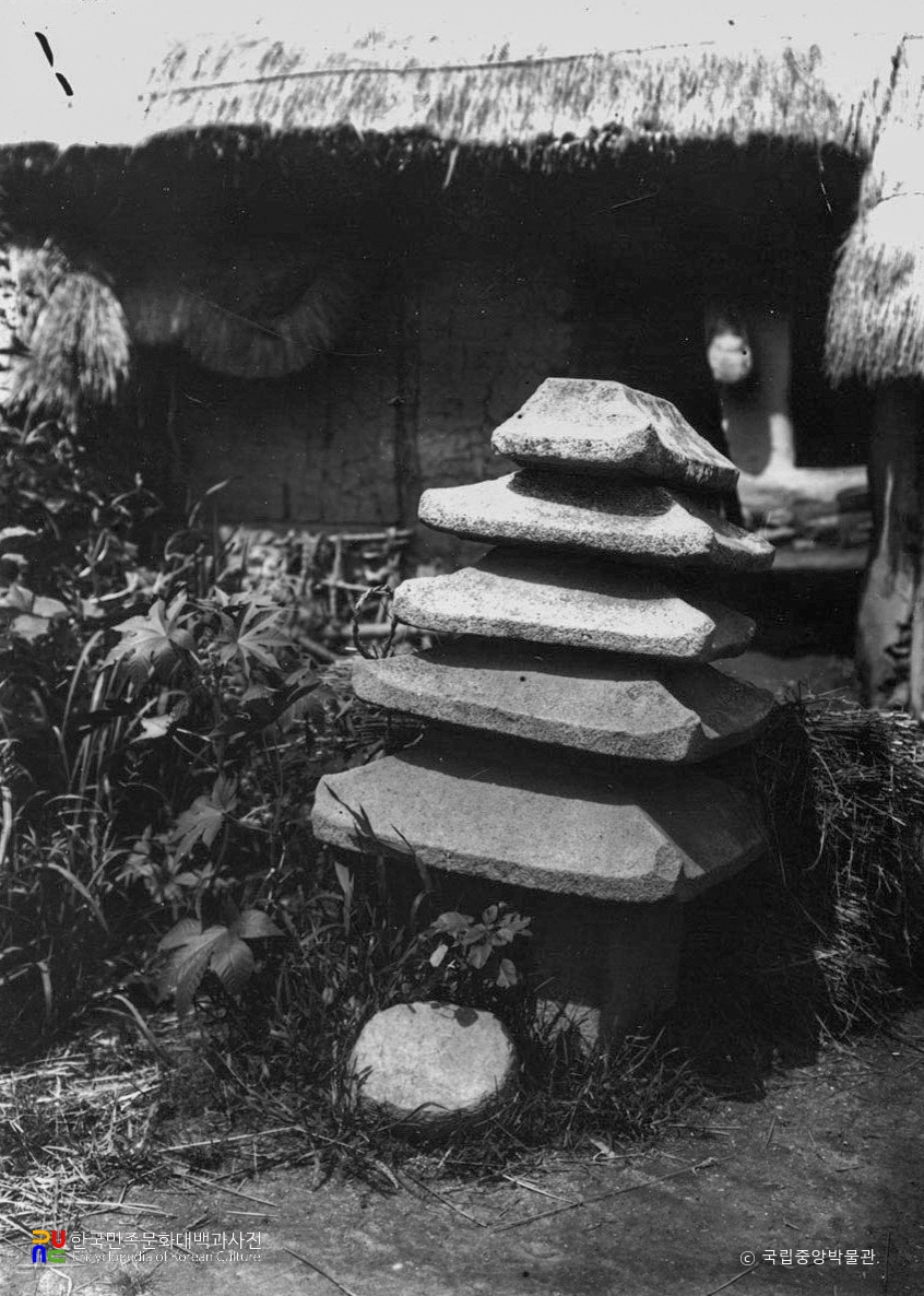 부여 금암리 오층석탑