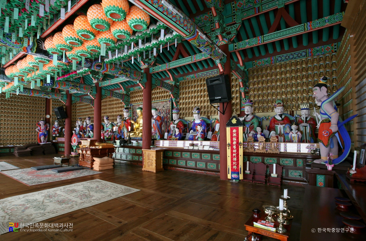 완주 송광사 명부전 소조지장보살삼존상 및 권속상 일괄