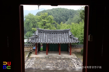 함안 함안향교 중 내삼문 후면