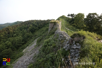 보은 삼년산성 전경