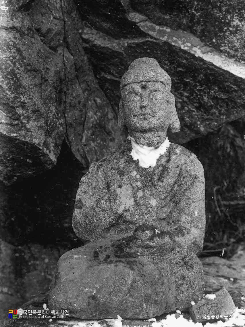 고란사 석조약사불좌상