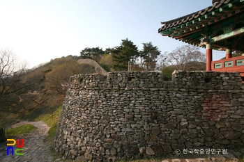 담양 금성산성 성벽