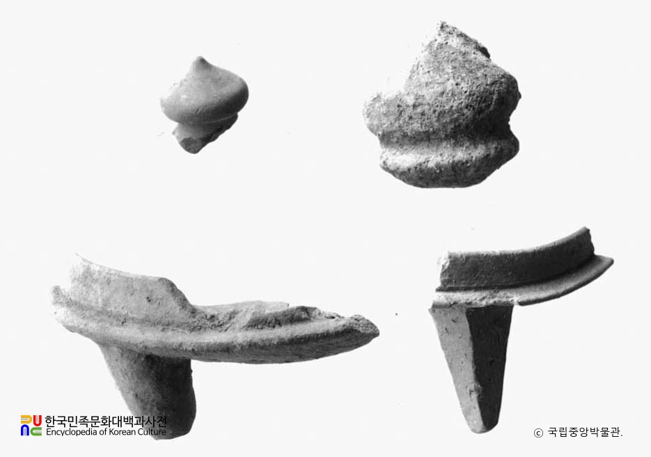 부여 군수리사지 출토 토기편