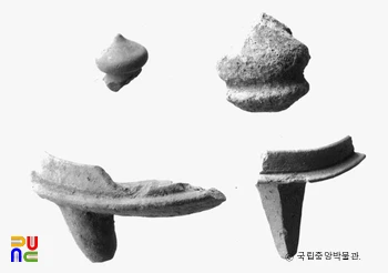 부여 군수리사지 출토 토기편