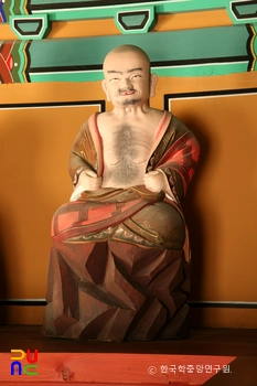 부안 개암사 응진전 16나한상