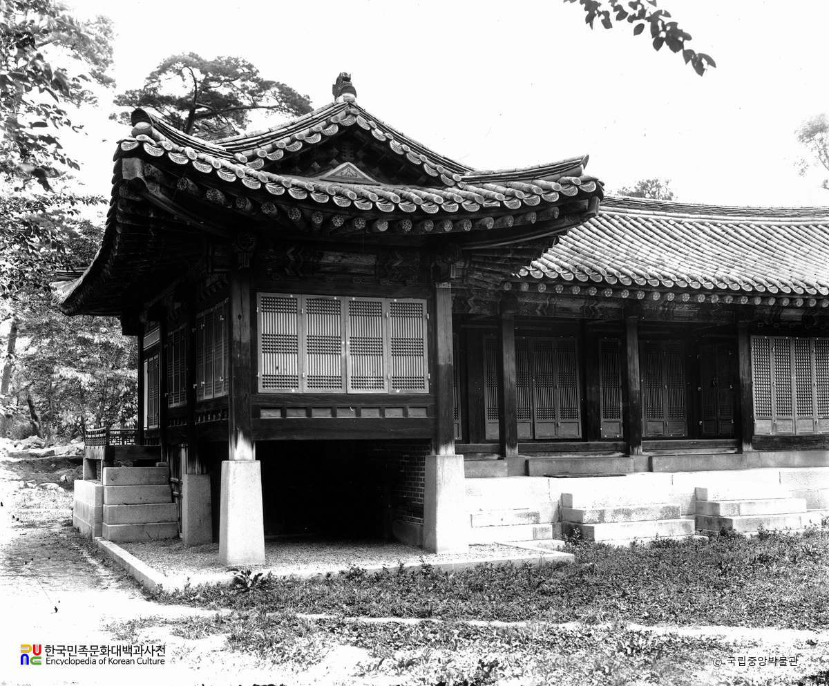 서울 경복궁 함화당 정측면