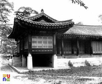 서울 경복궁 함화당 정측면