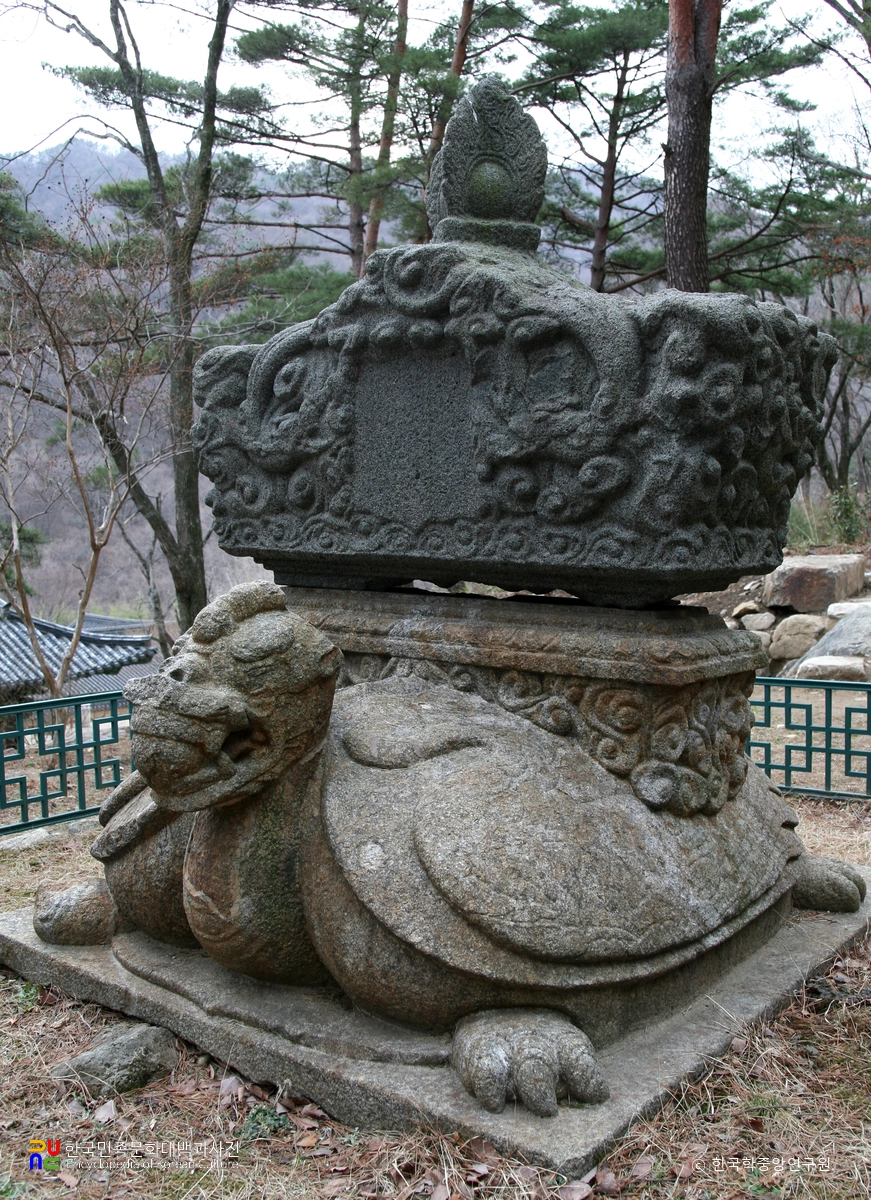 구례 연곡사 동 승탑비 정측면