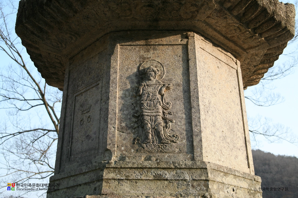 장흥 보림사 보조선사탑 탑신석