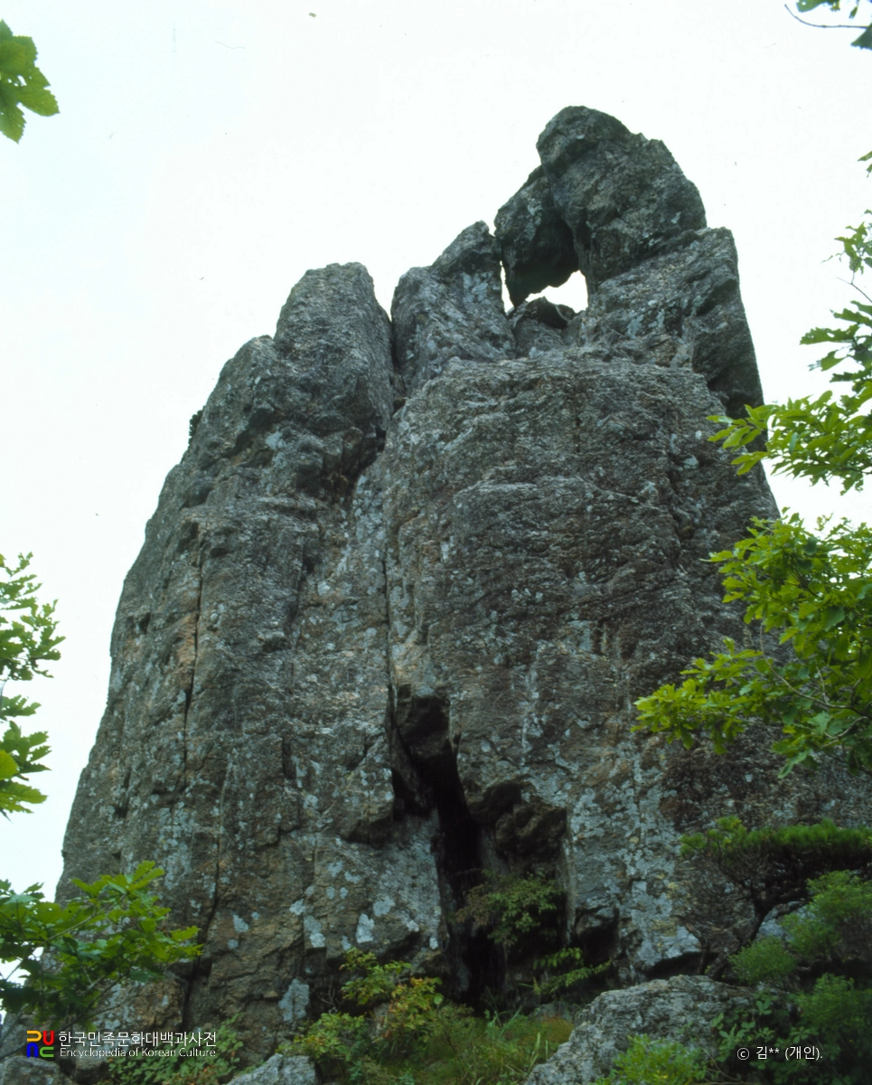 서대산 북두칠성바위