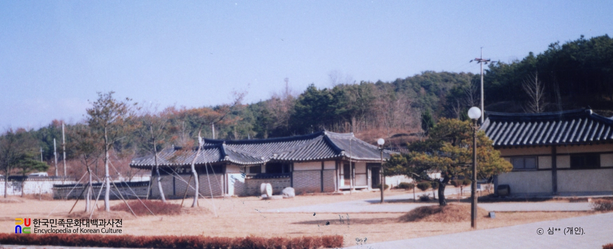 김좌진 장군 생가지