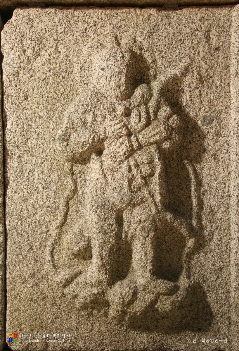 순천 금둔사지 삼층석탑 팔부중상