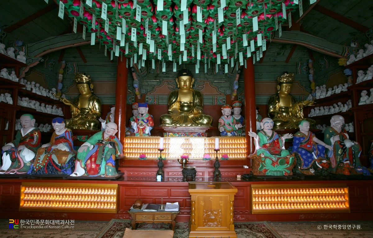 완주 송광사 나한전 목조 석가여래삼존상 및 권속상 일괄