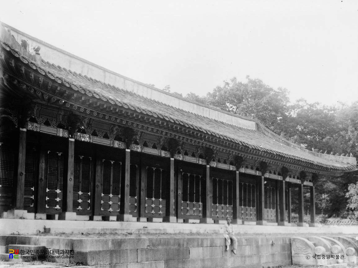 서울 영희전 정측면