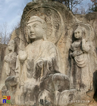 영주 가흥동 마애여래삼존상 및 여래좌상 중 마애여래삼존상 정측면