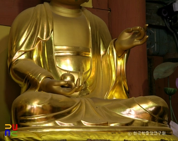 영광 불갑사 목조석가여래삼불좌상 중 약사