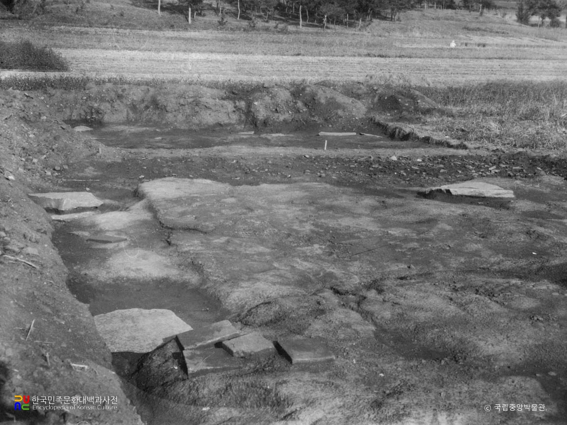 평안남도 대동군 낙랑토성 건물지 유구