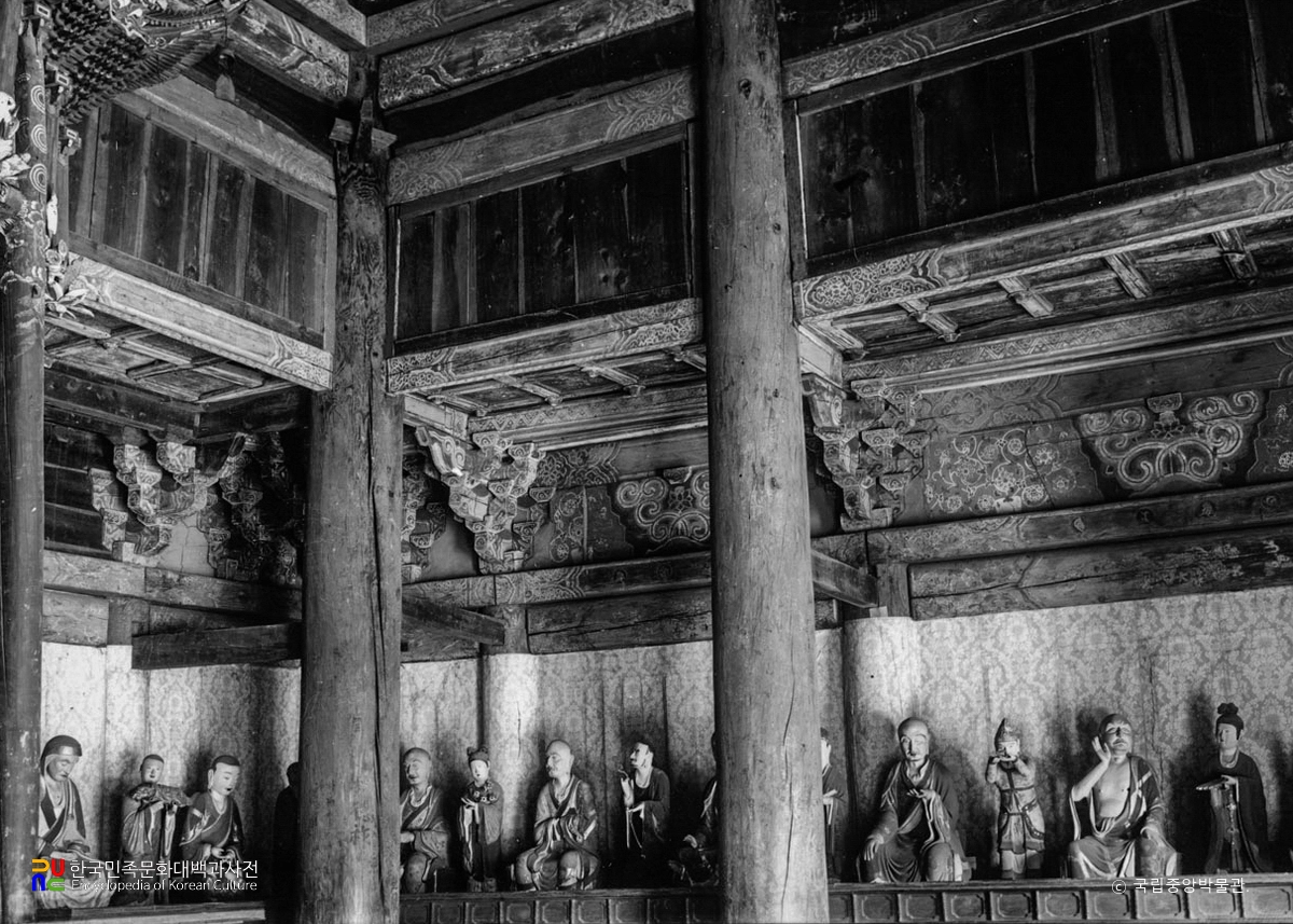 회양 장안사 사성지전 내부 동쪽 가구