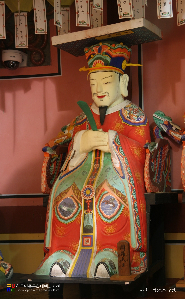 남해 용문사 목조지장시왕상