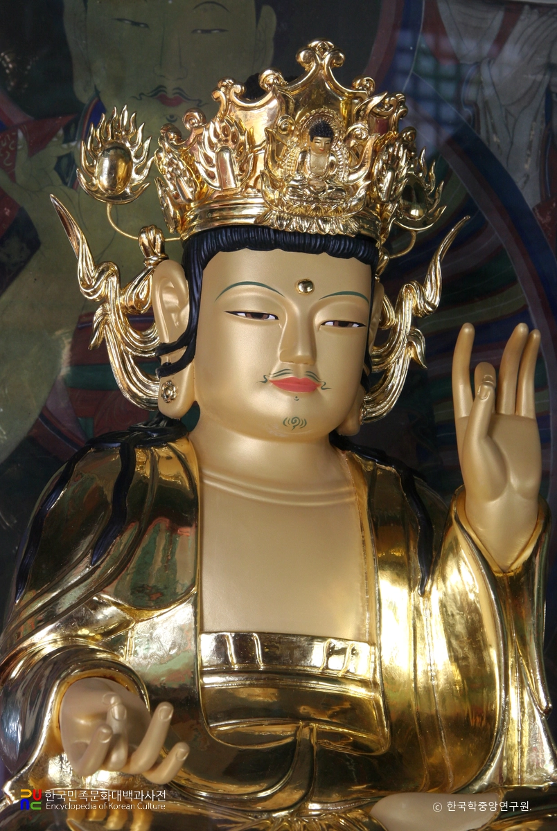 제천 정방사 목조관음보살좌상