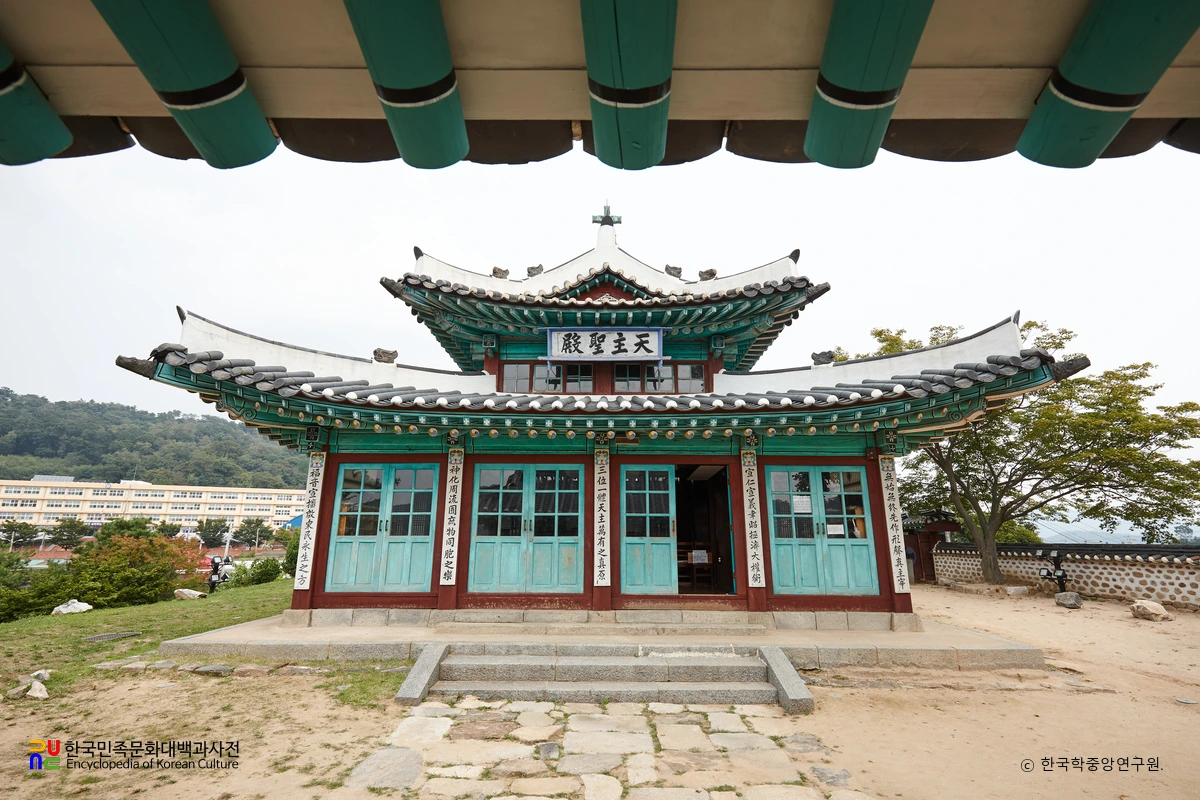 강화 대한성공회 강화성당 중 본당 정면