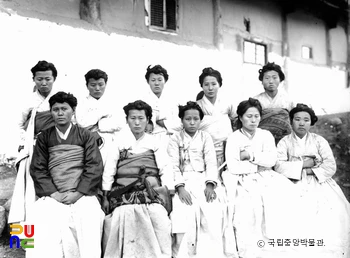 함경북도 경성군 여자들의 모습