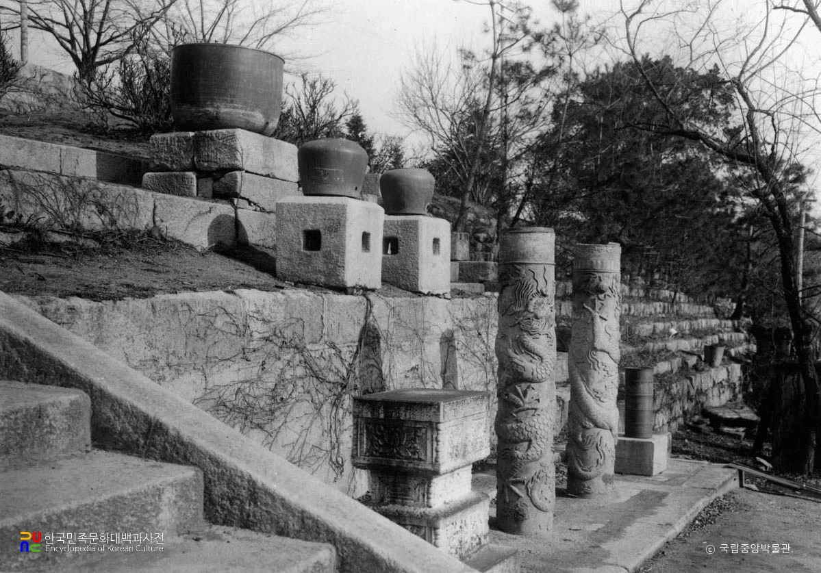 서울 창경궁 자격루 정측면