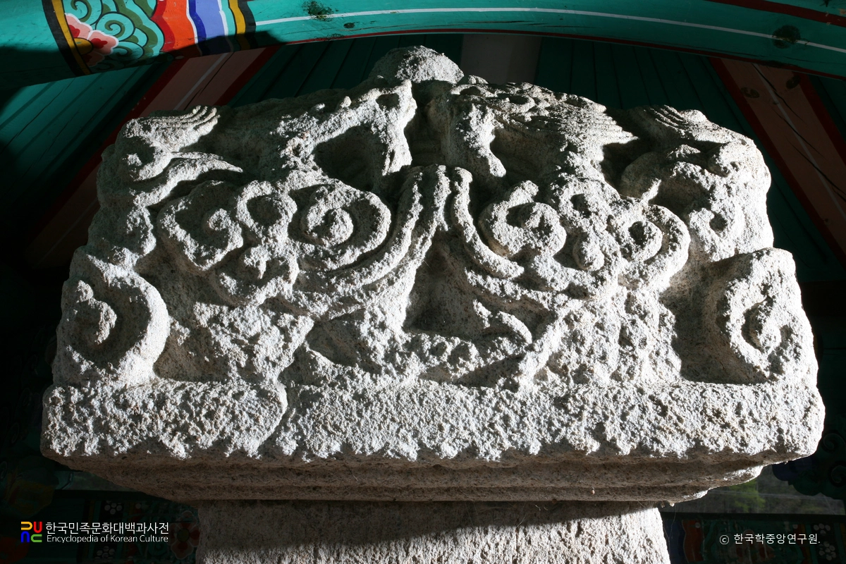 서능 정려비 / 이수