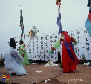 제주 칠머리당 영등굿 / 용왕제받침