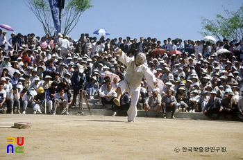 동래야류 문둥이과장