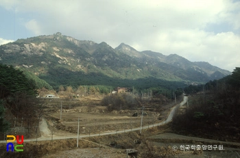 조령산