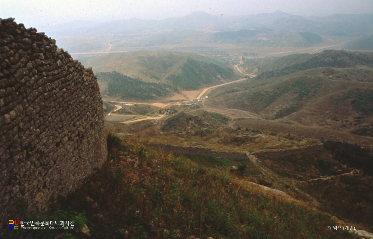 중국 요령 성산산성 동문지