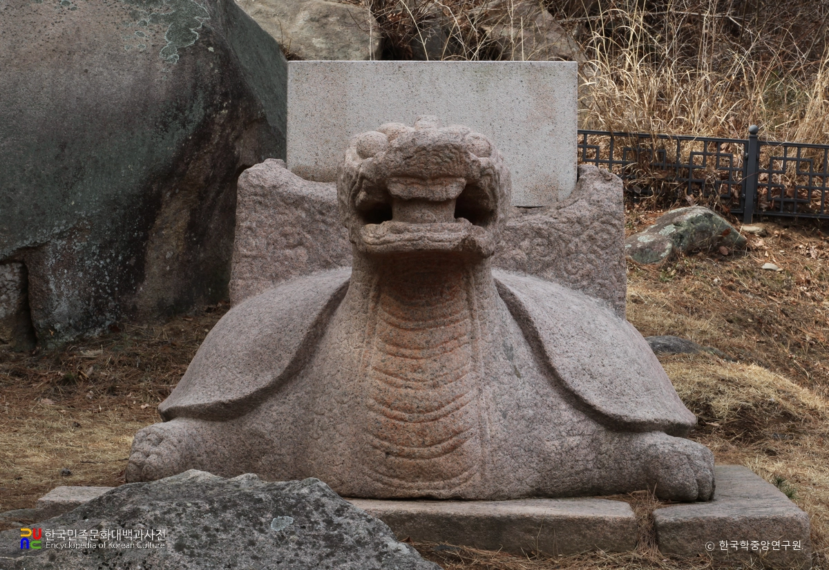 합천 영암사지 서귀부