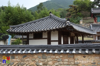 창녕 관산서원 중 서재 좌측면