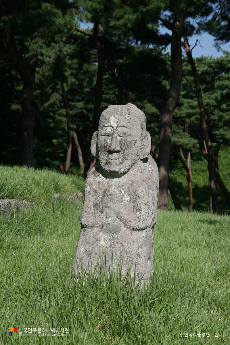 아산 이충무공 묘 동자상