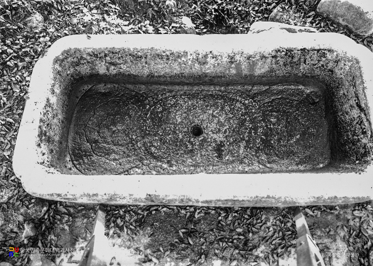 경주 불국사 석조 내부 연화문