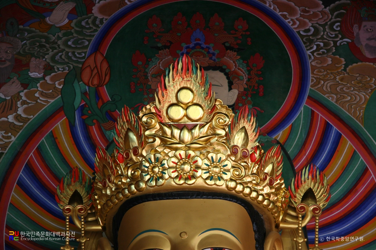 칠곡 송림사 목조석가여래삼존좌상 중 보현보살