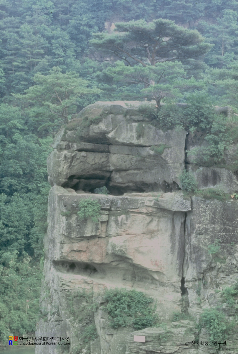 고석정