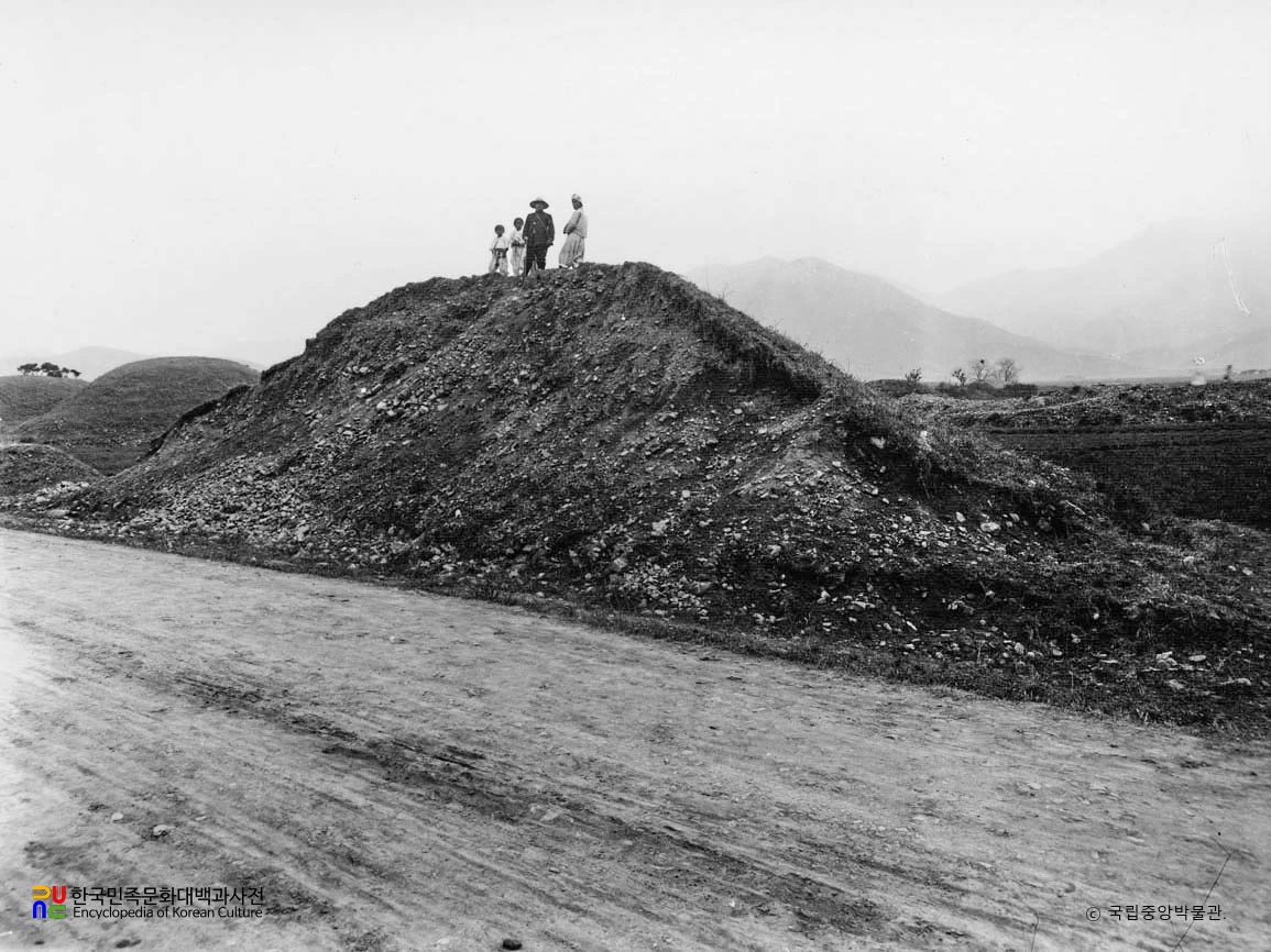 경주 금척리 고분 절단면 정측면