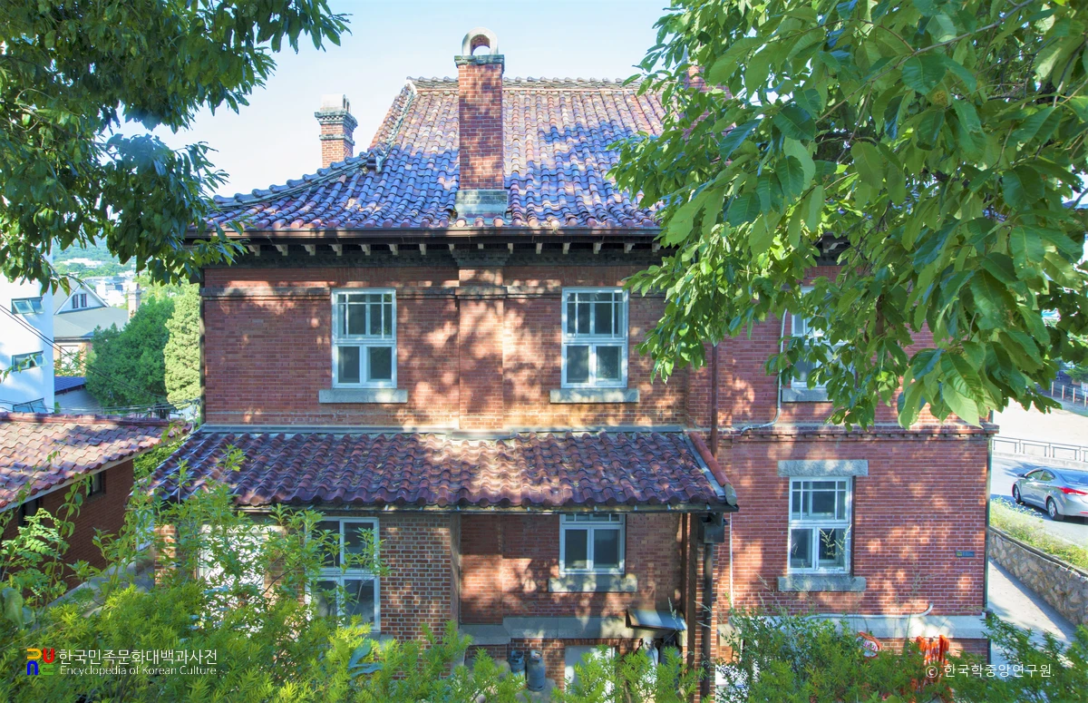 서울 배화여자고등학교 생활관 후면